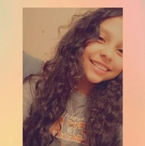 Meet your Posher, Karol